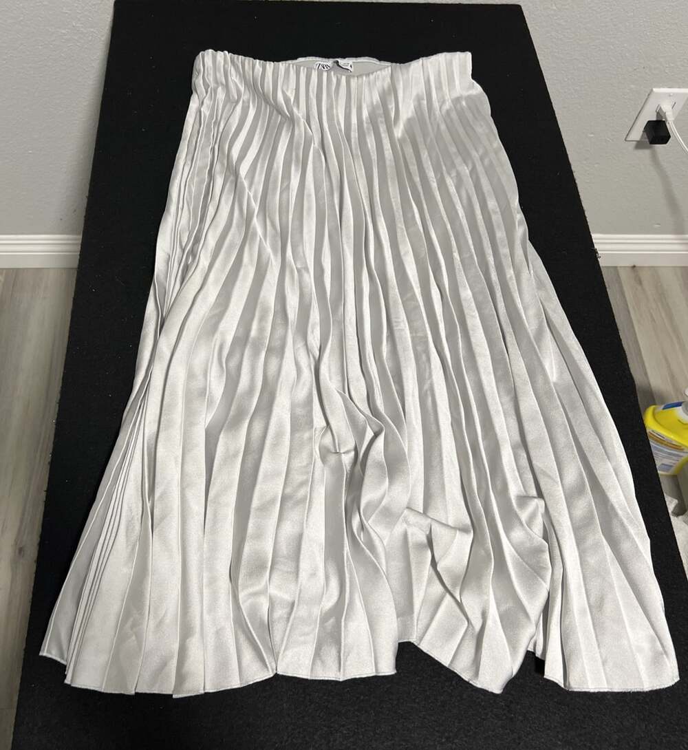 Zara Women's Midi Pleated Skirt Silver Size Large